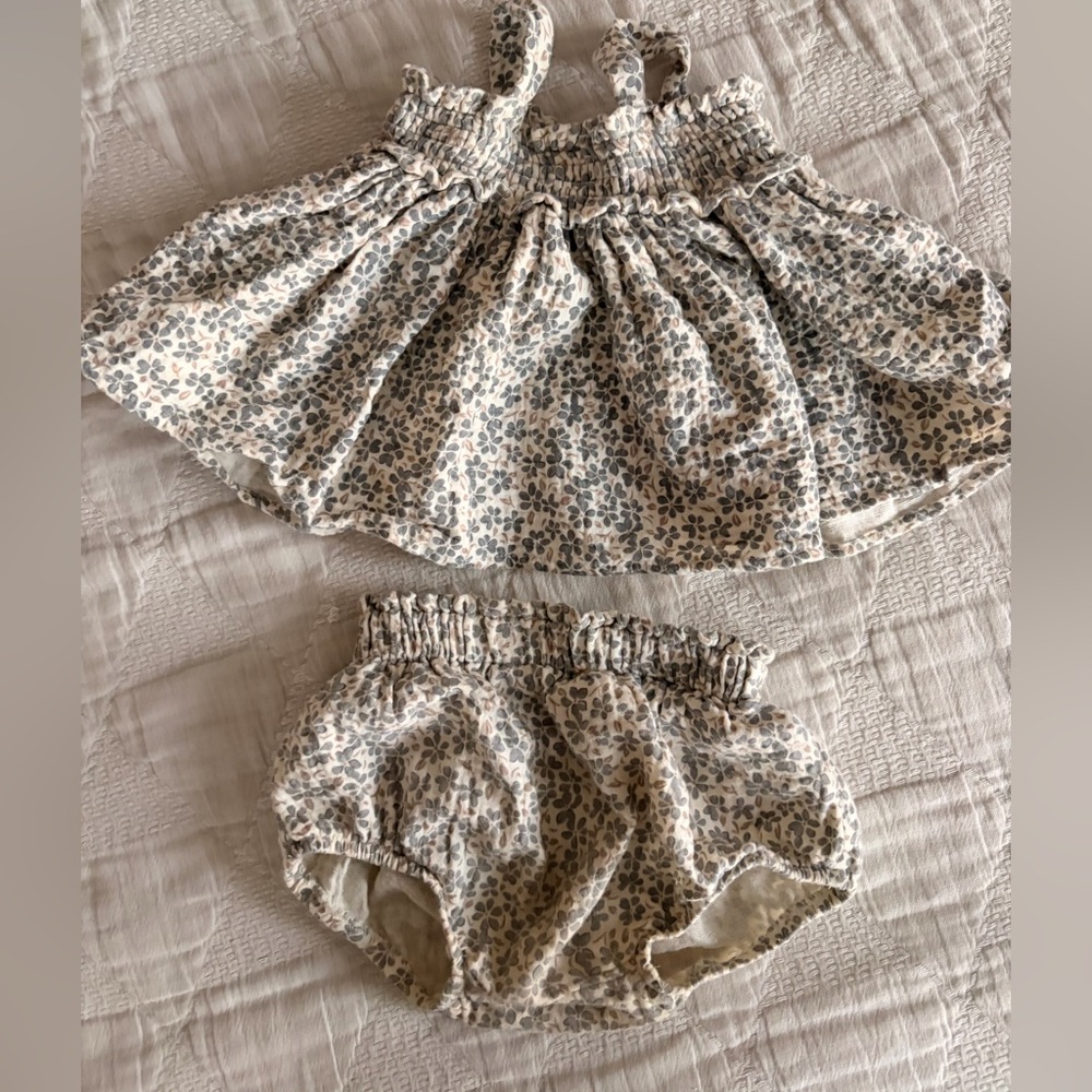 Quincy Mae smocked top floral set 6-12m